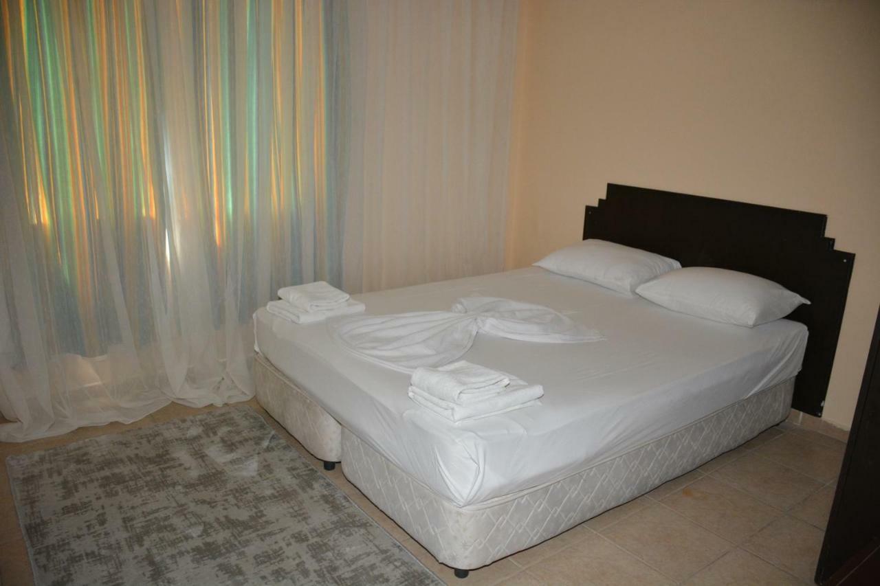 Bahceli Family Otel Antalya Eksteriør bilde